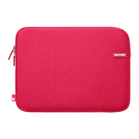 Incase Neoprene Sleeve for MacBook Pro 15" Cranberry